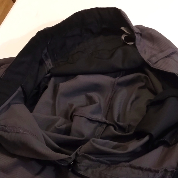 Champion Mens size 32 Golf Outdoor Cargo Shorts Lightweight Charcoal Gray - Picture 13 of 13